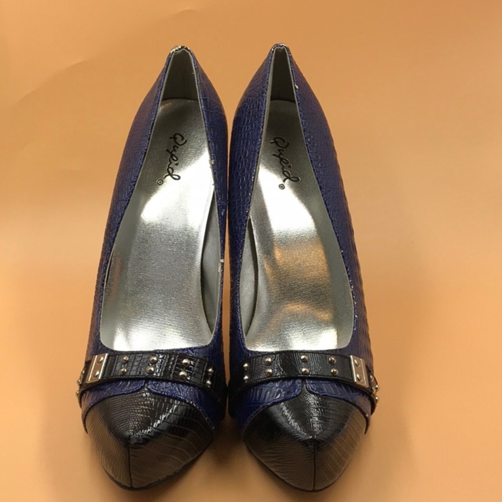 Qupid Blue & Black Heels